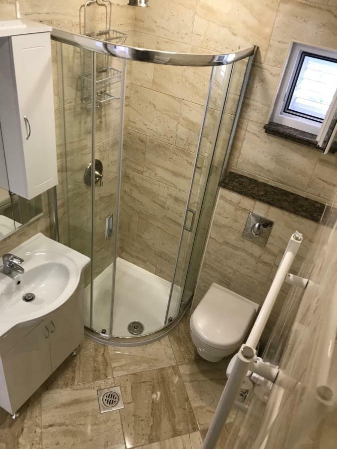 Apartment Mila Срима Екстер'єр фото